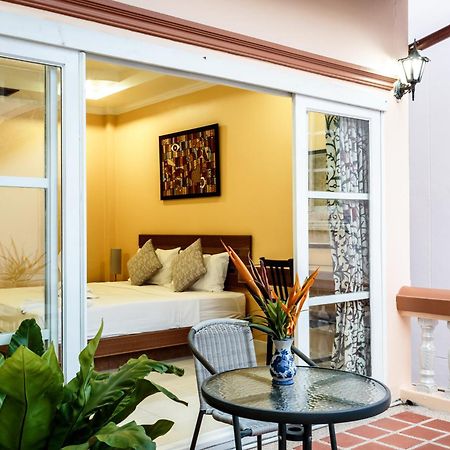 Simon Villa Patong Exterior photo